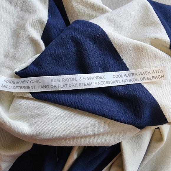 Nadia Tarr Strapless Navy and Cream Maxi Dress - Large - Picture 10 of 10